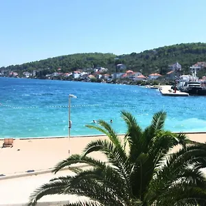 https://apartmani-kali.hotelinzadar.com